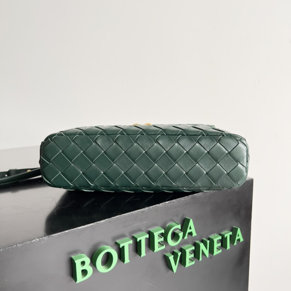 HOT SALE Bottega Veneta  Vanity Case Crossbody Bag