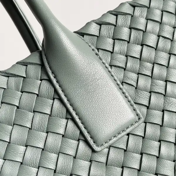 Bottega Veneta  large Cabat-51*18*28cm