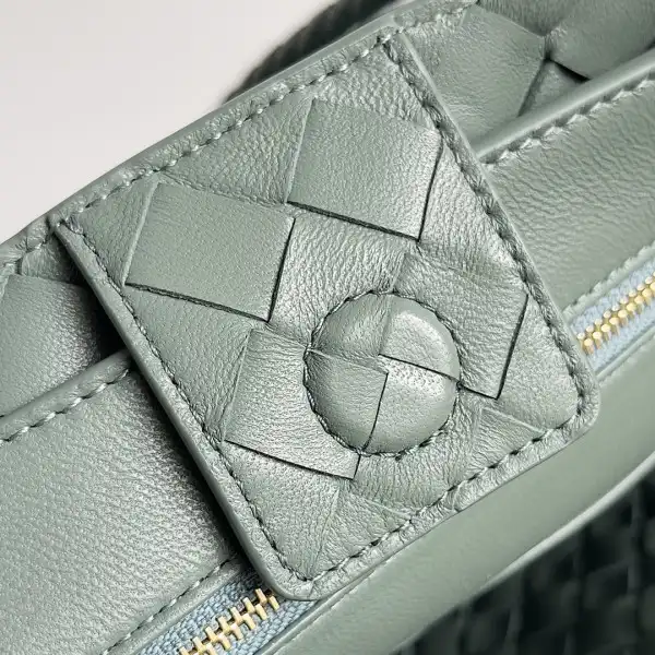 BOTTEGA VENETA MEDIUM ANDIAMO