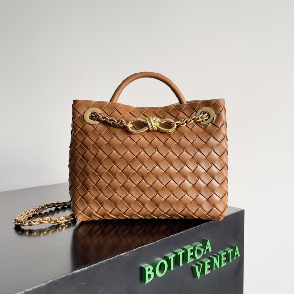 HOT SALE Bottega Veneta Small Andiamo Chain-25*22*10.5cm