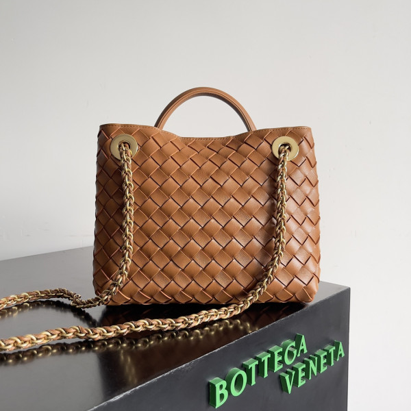 HOT SALE Bottega Veneta Small Andiamo Chain-25*22*10.5cm