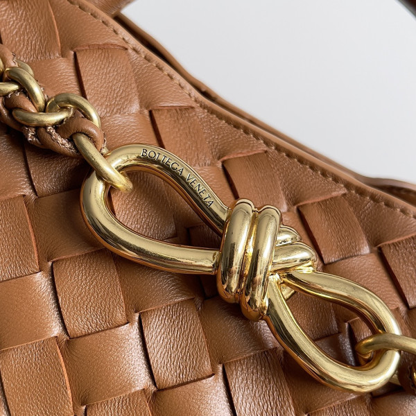 HOT SALE Bottega Veneta Small Andiamo Chain-25*22*10.5cm