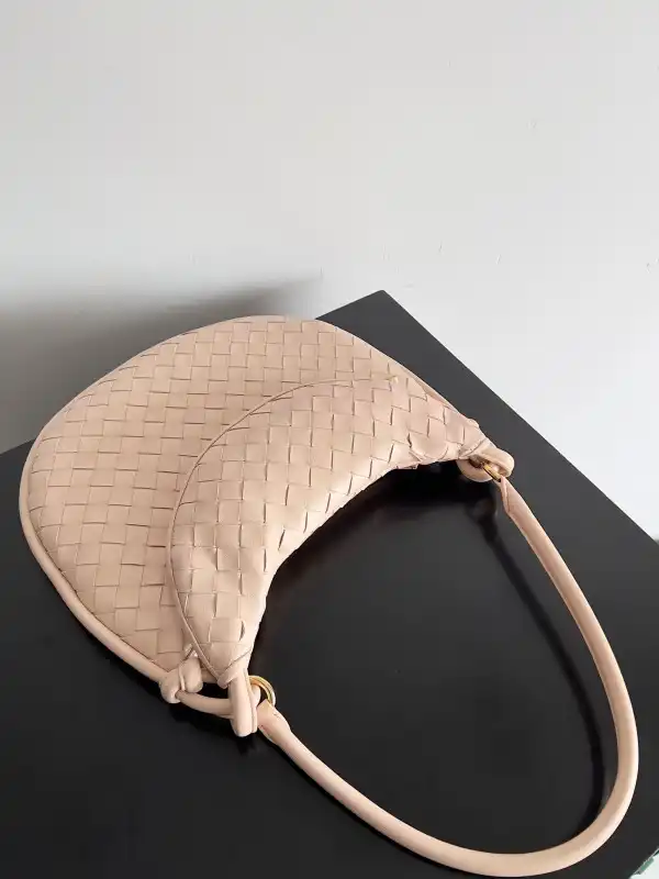 First bag ru BOTTEGA VENETA medium Gemelli-36*10*25cm