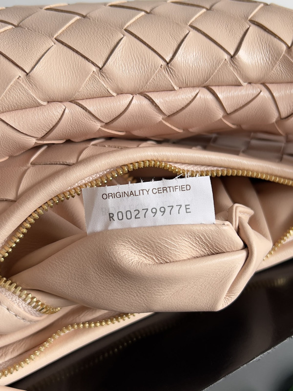 [FREE SHIPPING] BOTTEGA VENETA medium Gemelli-36*10*25cm