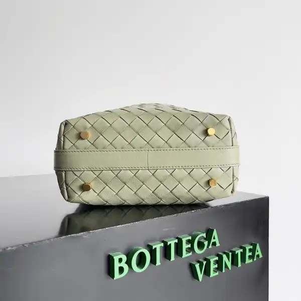 BOTTEGA VENETA CANDY WALLACE-22*13*9CM