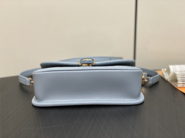 HOT SALE LOUIS VUITTON Nano Diane-19*10.5*6 CM