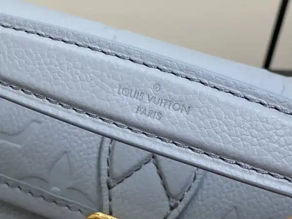 Affordable LOUIS VUITTON Nano Diane-19*10.5*6 CM