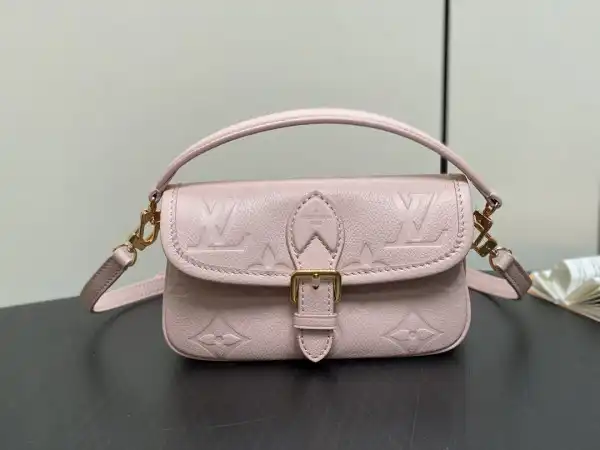 LOUIS VUITTON Nano Diane-19*10.5*6 CM