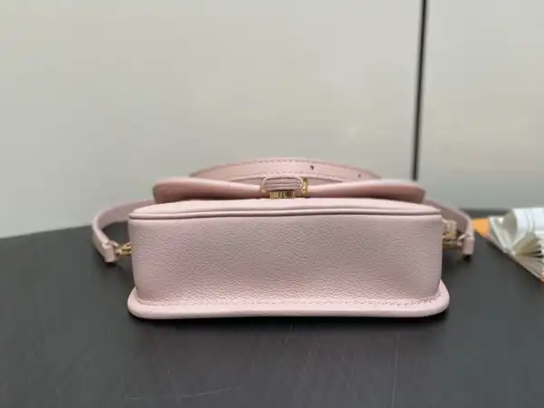 Aaa replica ru LOUIS VUITTON Nano Diane-19*10.5*6 CM