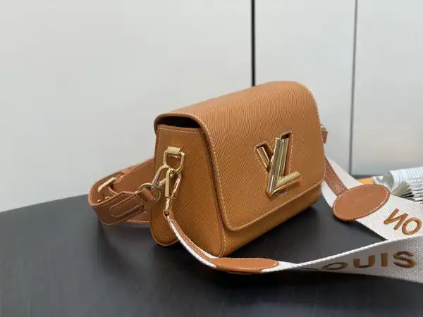 First Bag Ru LOUIS VUITTON TWIST MM-23*17*9.5CM