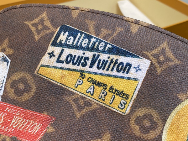 HOT SALE Louis Vuitton COSMETIC POUCH