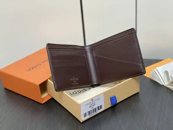 First bag ru LOUIS VUITTON MULTIPLE WALLET-11.5*9*1.5cm