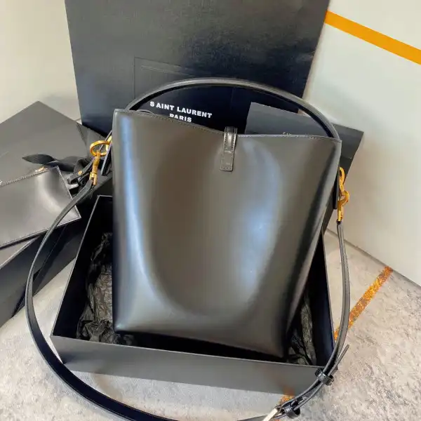 YSL LE 37 LARGE BAG-20*25*16CM