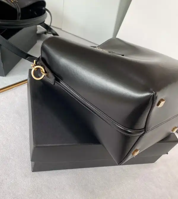 YSL LE 37 LARGE BAG-20*25*16CM