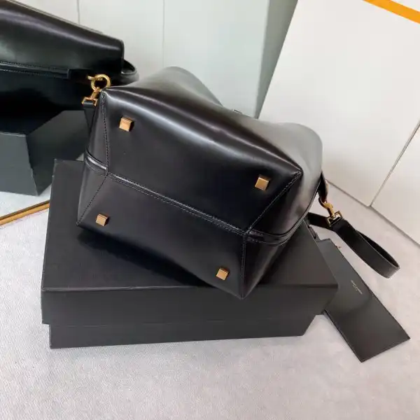 YSL LE 37 LARGE BAG-20*25*16CM