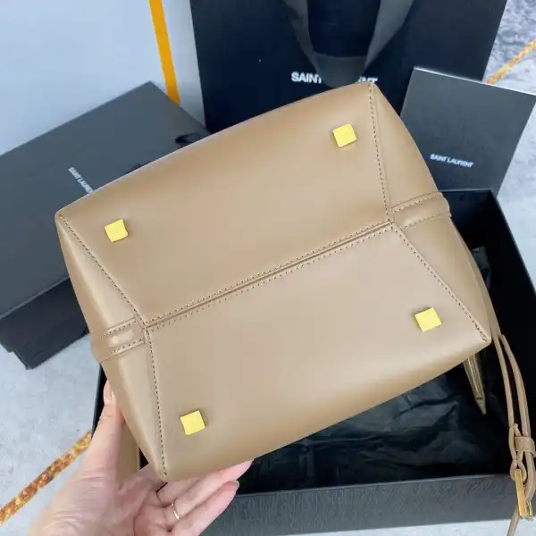 First bag ru YSL LE 37 LARGE BAG-26*20*12CM