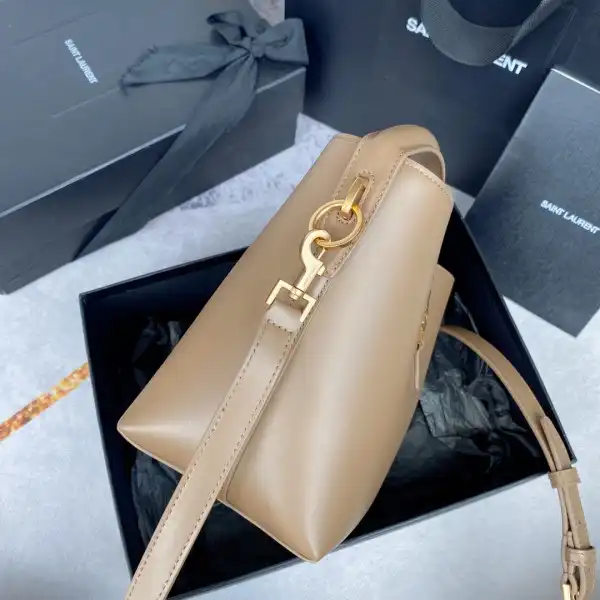 YSL LE 37  SMALL BAG-17*20*13CM