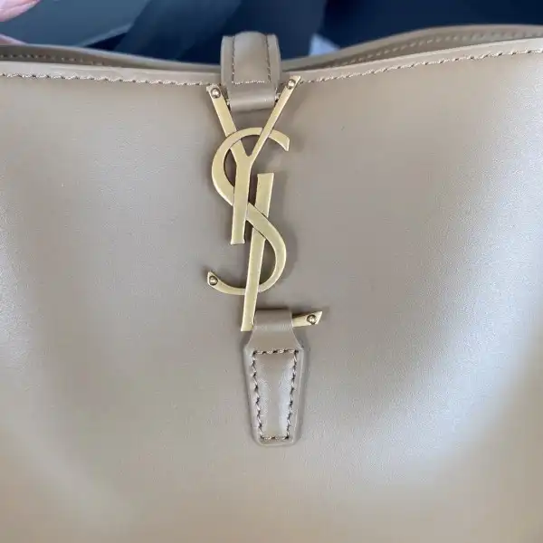 YSL LE 37  SMALL BAG-17*20*13CM