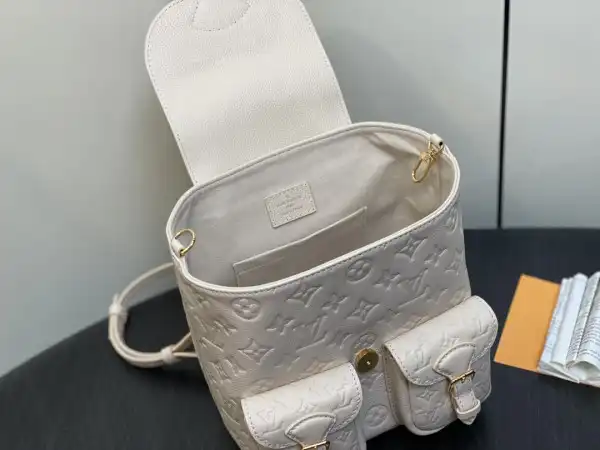 Affordable LOUIS VUITTON Backup Ys-20*22*14CM