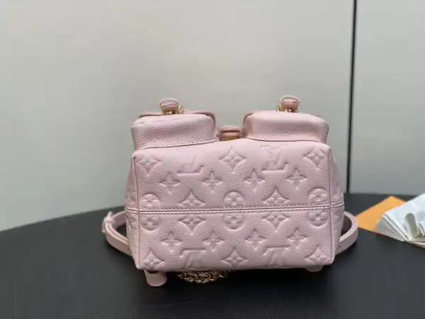 LOUIS VUITTON Backup Ys-20*22*14CM