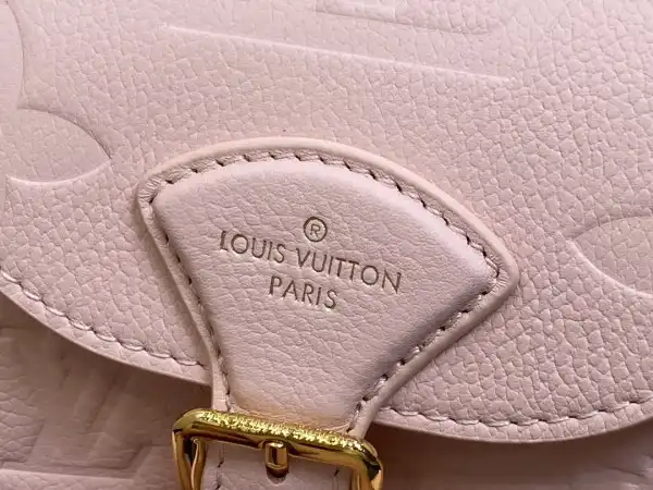 LOUIS VUITTON Backup Ys-20*22*14CM