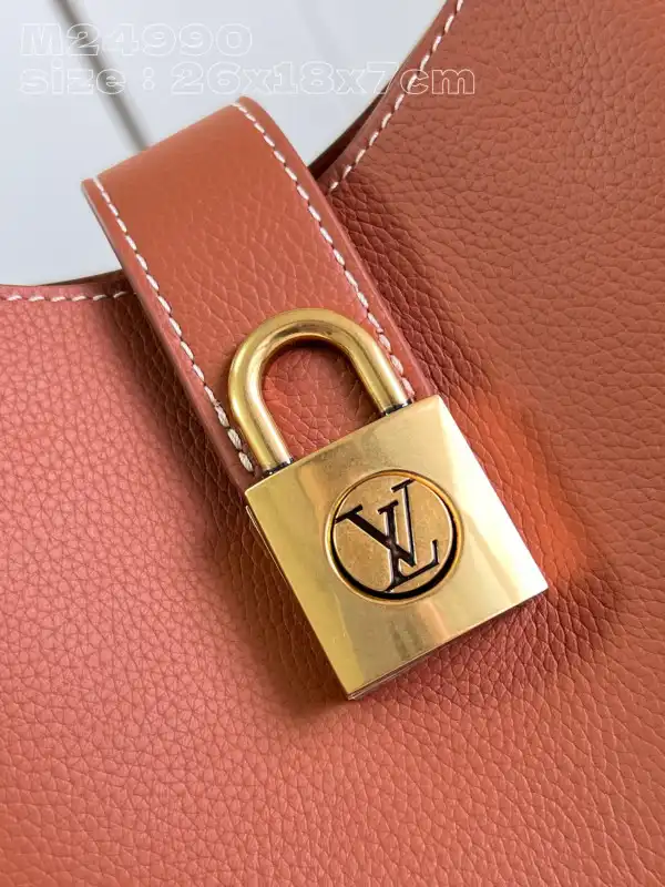 Cheap LOUIS VUITTON Low Key Shoulder Bag-26*18*7CM