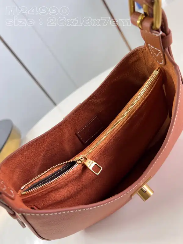 Cheap LOUIS VUITTON Low Key Shoulder Bag-26*18*7CM