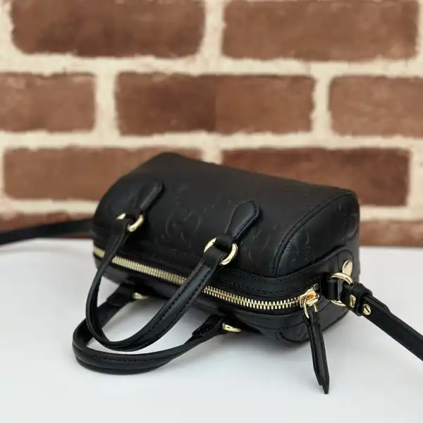 GUCCI GG SUPER MINI TOP HANDLE BAG-16*11*9CM