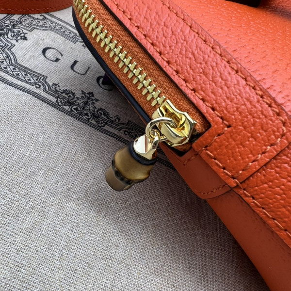 HOT SALE Gucci Diana mini tote bag