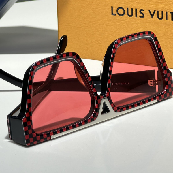 HOT SALE LOUVIS VUITTON SUNGLASSES