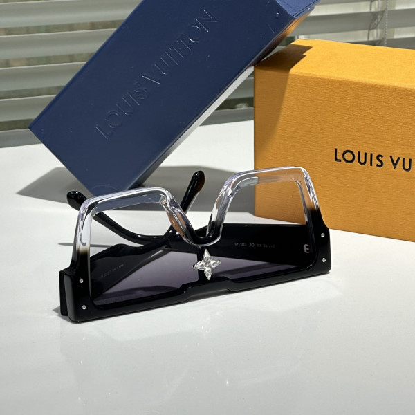 HOT SALE LOUVIS VUITTON SUNGLASSES