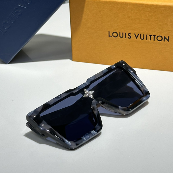 HOT SALE LOUVIS VUITTON SUNGLASSES