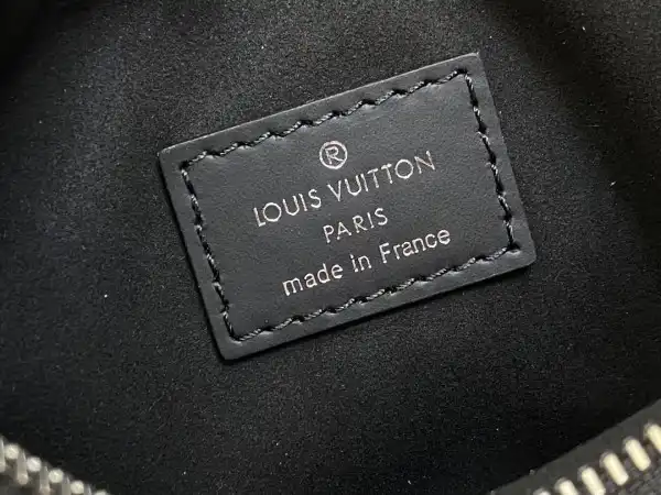 Aaa replica ru LOUIS VUITTON LOOP-23*13*6CM