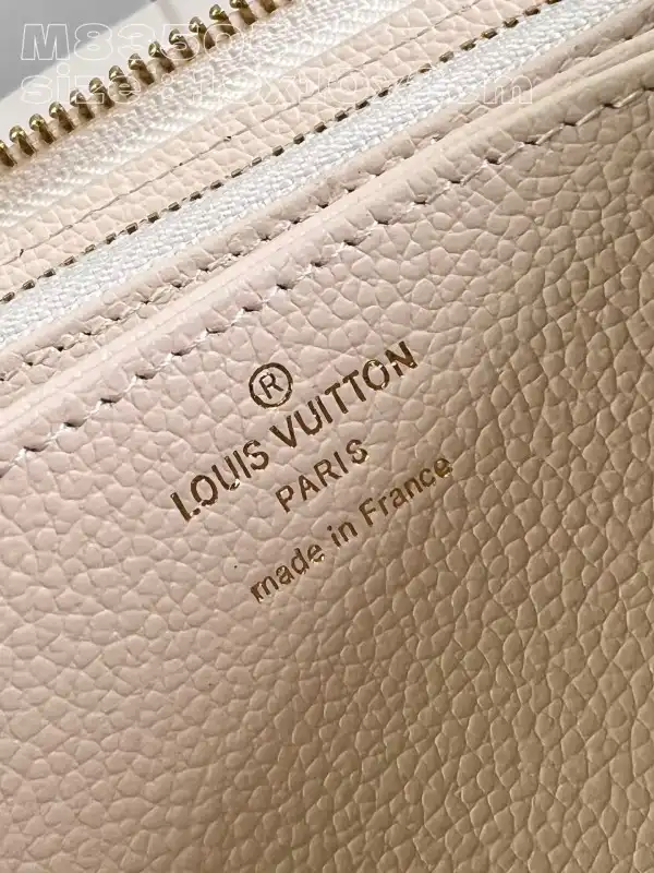 Affordable LOUIS VUITTON ZIPPY WALLET-10*20*2 cm