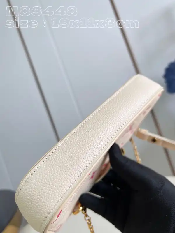 Cheap LOUIS VUITTON EASY POUCH ON STRAP