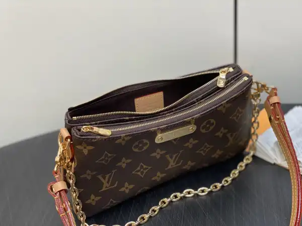 LOUIS VUITTON Liv pochette double -9.6*5.3*2.6CM