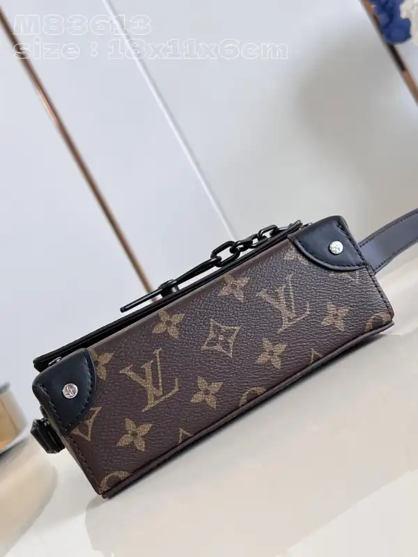 LOUIS VUITTON Steamer Wearable Wallet-18*11*6.5CM