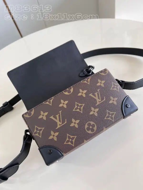 First bag ru LOUIS VUITTON Steamer Wearable Wallet-18*11*6.5CM