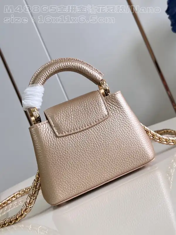 First bag ru LOUIS VUITTON CAPUCINES nano-16*11*6.5CM