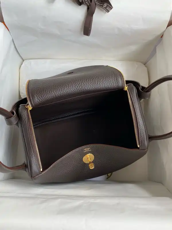 Firstbag Ru HERMES LINDY 26 HANDMADE