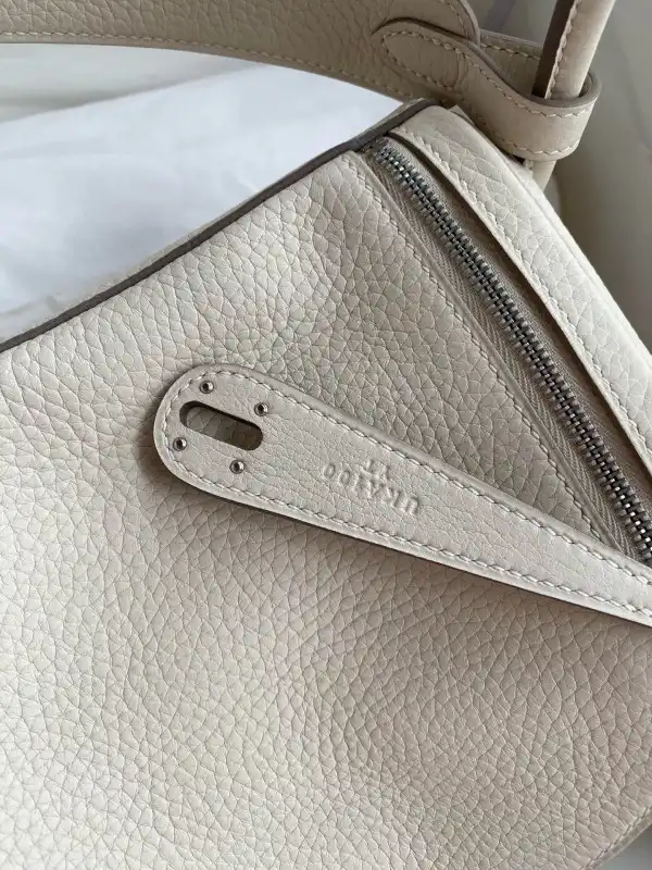 First Bag Ru HERMES LINDY 26 HANDMADE