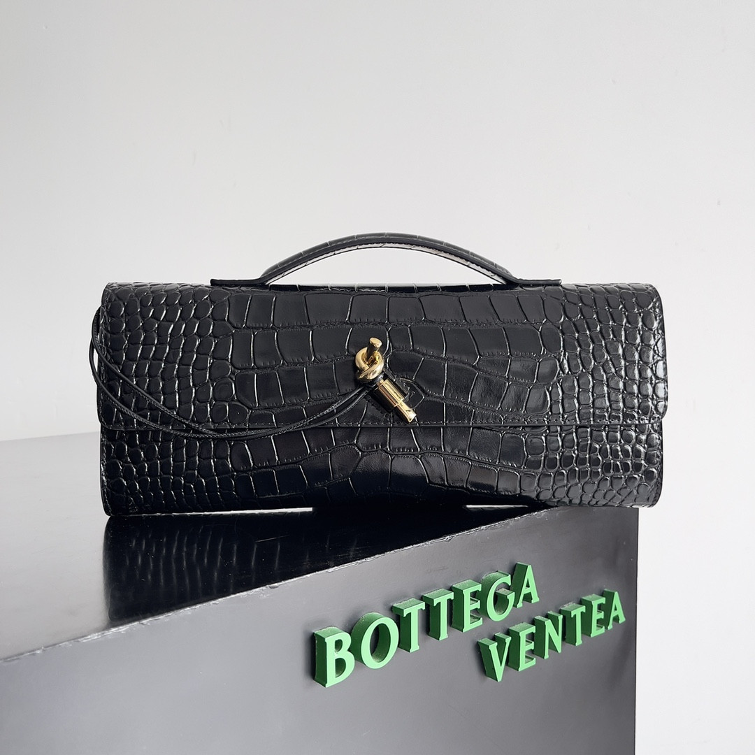 BOTTEGA VENETA Long Clutch Andiamo With Handle-31*13*3CM