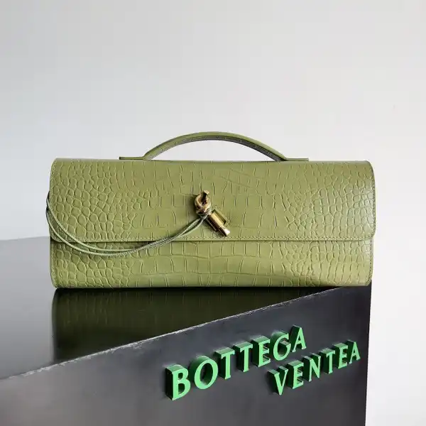 BOTTEGA VENETA Long Clutch Andiamo With Handle-31*13*3CM