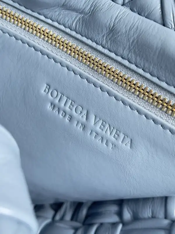 Bottega Veneta  Città Shoulder Bag-25*18*5.5cm