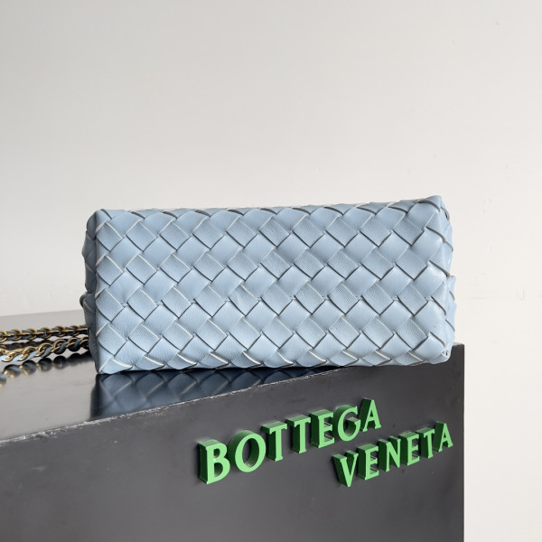 HOT SALE Bottega Veneta Small Andiamo Chain-25*22*10.5cm