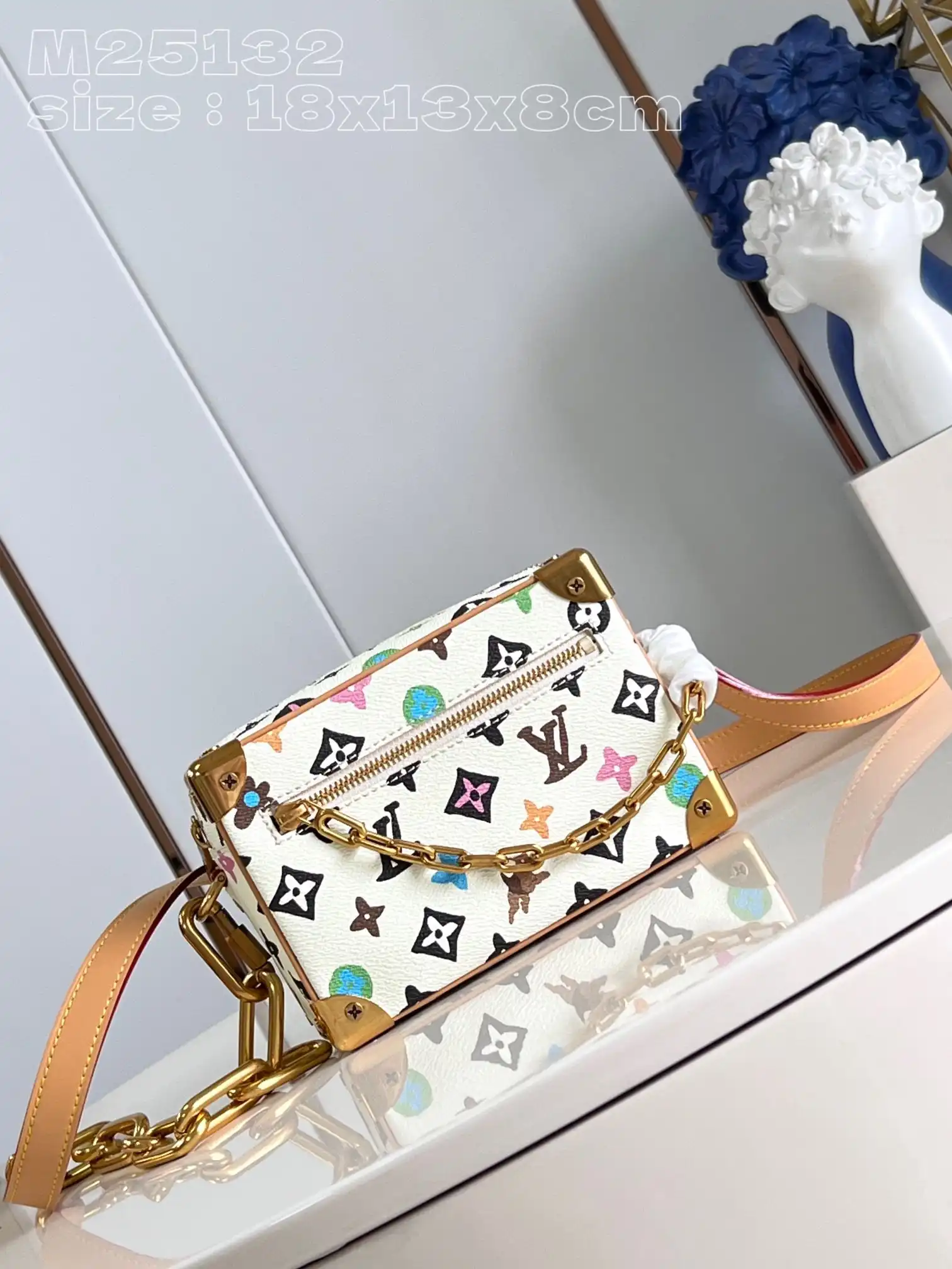 First bag ru LOUIS VUITTON MINI SOFT TRUNK-18.5*13*8cm