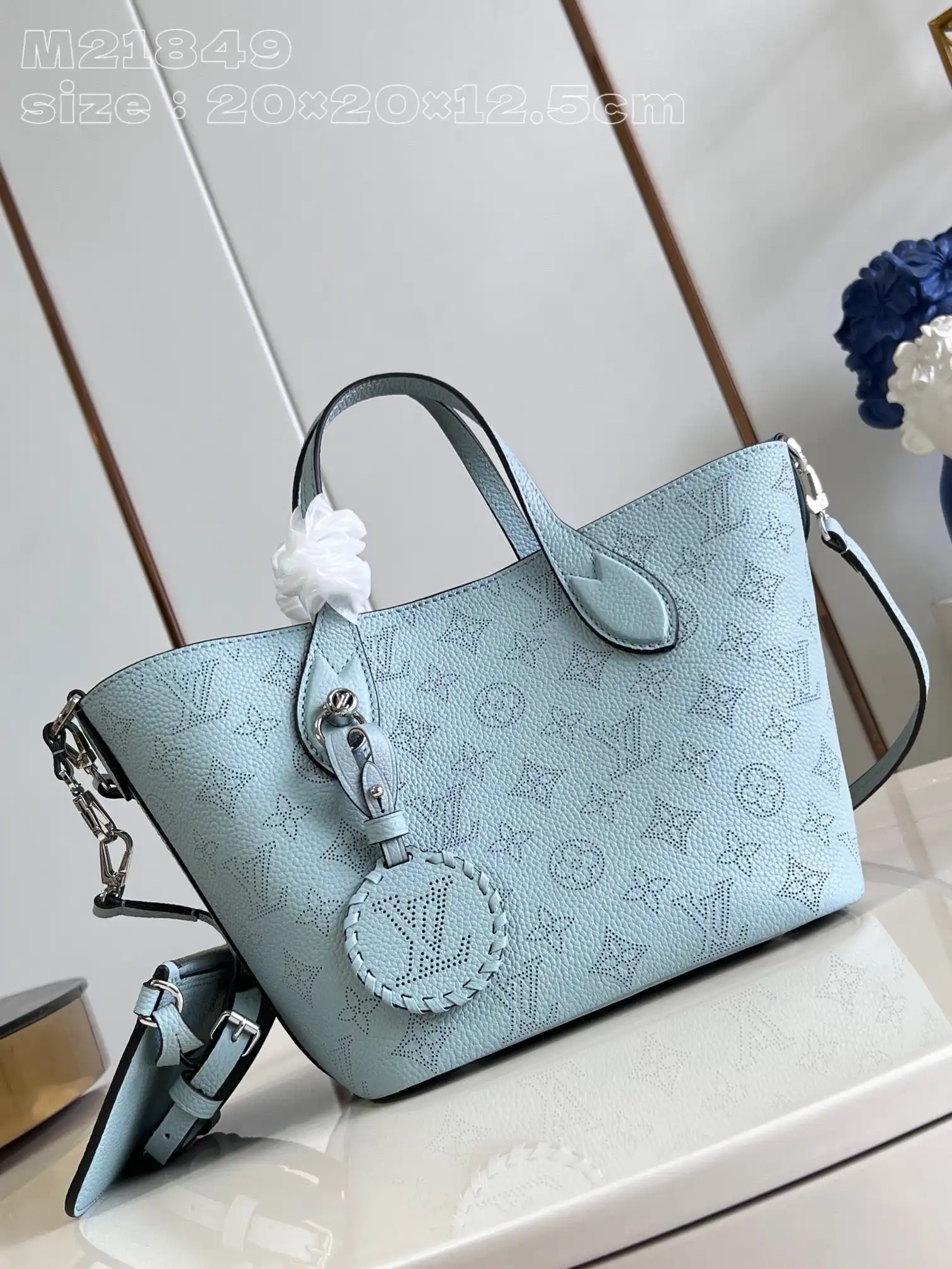 Frstbag ru LOUIS VUITTON BLOSSOM PM