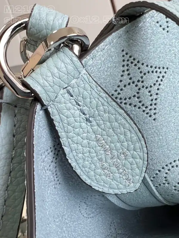 Firstbag Ru LOUIS VUITTON BLOSSOM PM