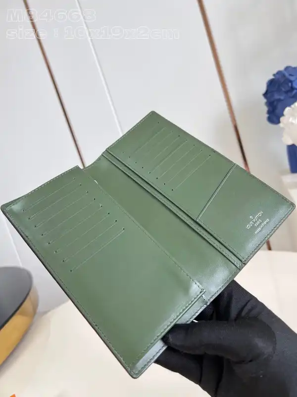 Aaa replica ru LOUIS VUITTON BRAZZA WALLET-10*19*2cm