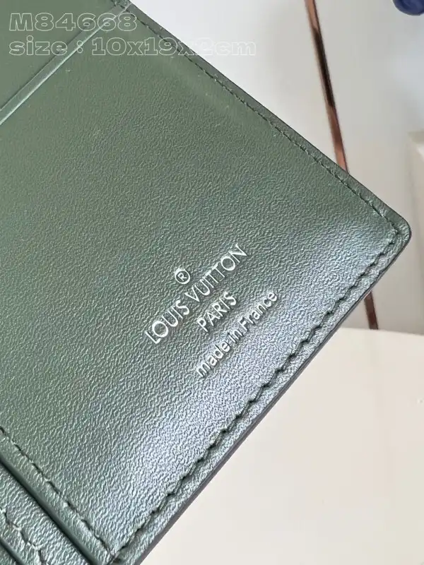 LOUIS VUITTON BRAZZA WALLET-10*19*2cm